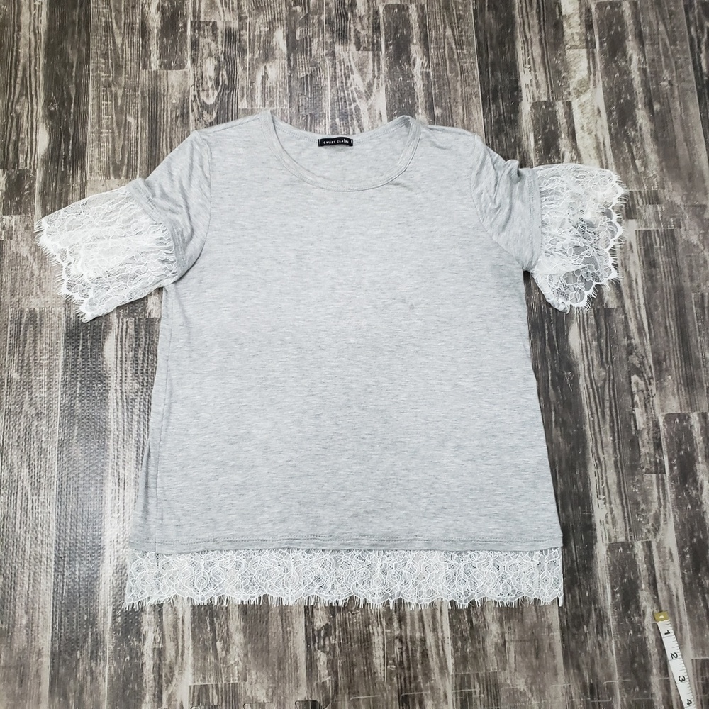⭐ Lace Trim Gray T Shirt Blouse